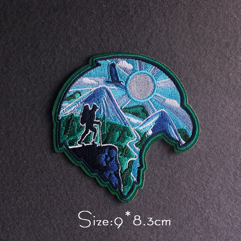 Van Gogh Patch Mountain Campin - Outdoor Adventure Travel Show のレビューと価格