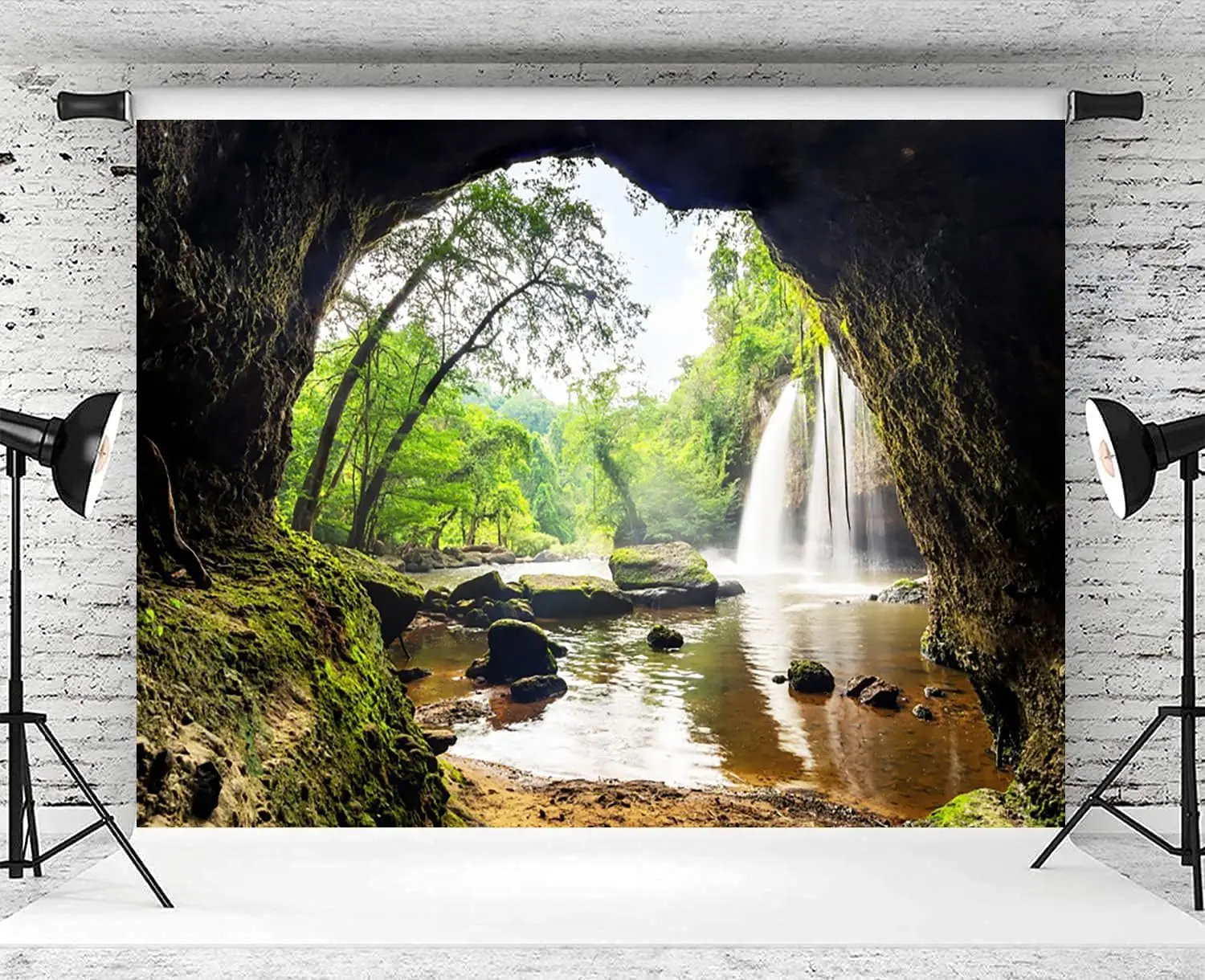 Forest Waterfall Mountain Cave - Outdoor Adventure Background のレビューと価格